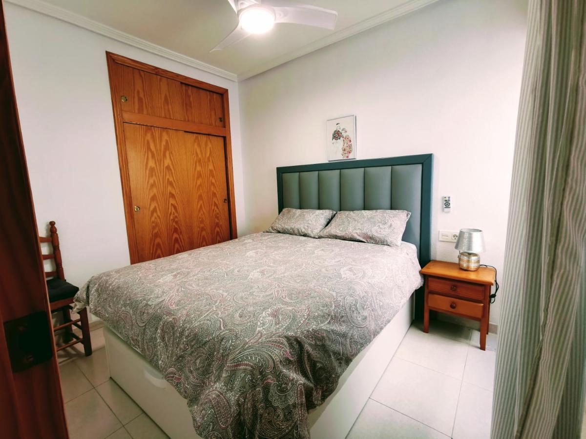 El Sombrero Apartment With Free Wifi Playa Del Cura Torrevieja Luaran gambar